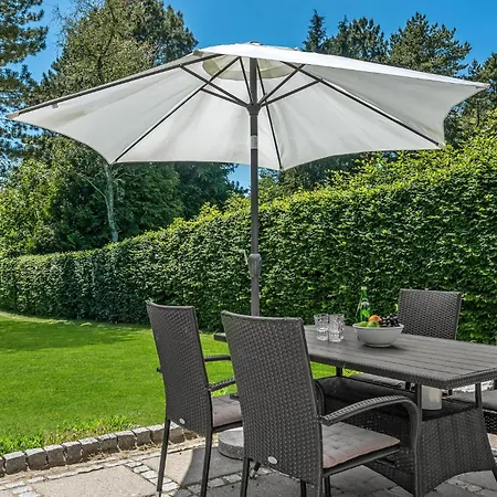 3 Bedroom Amazing In Hornbæk